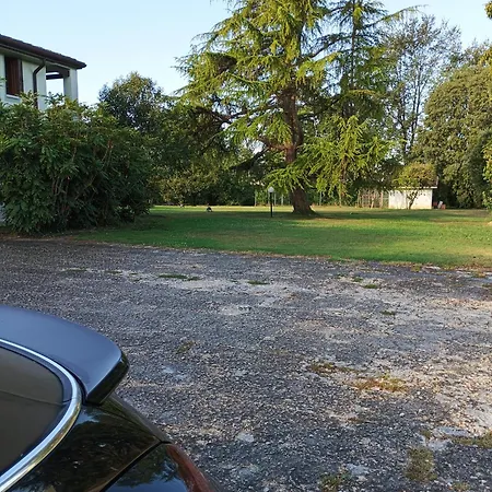 Bed and breakfast Elisa 3*